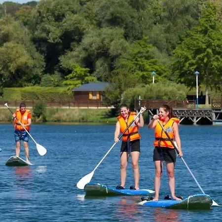 Maison Des Larris - Proche Aeroport - Navette Gare Nyaraló Beauvais