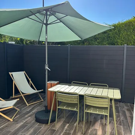 Maison Des Larris - Proche Aeroport - Navette Gare Holiday home Beauvais