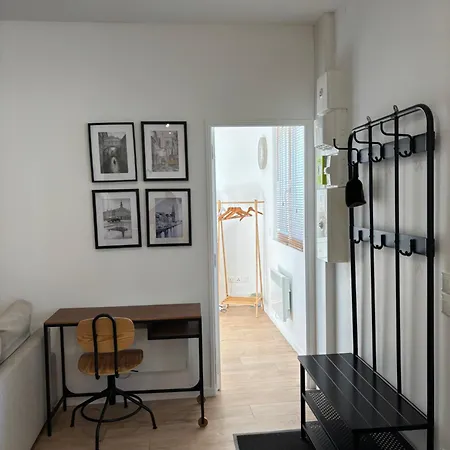 Maison Des Larris - Proche Aeroport - Navette Gare