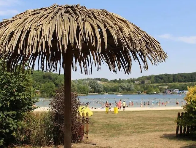 Maison Des Larris - Proche Aeroport - Navette Gare Holiday home