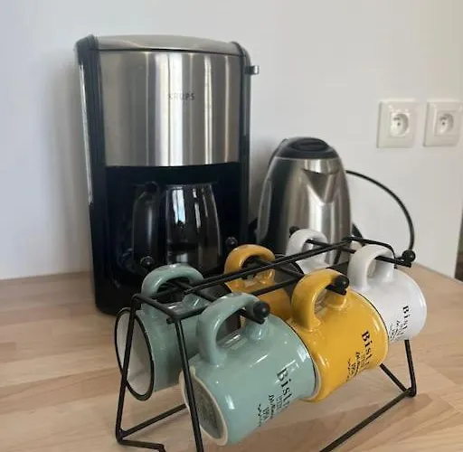 Maison Des Larris - Proche Aeroport - Navette Gare Holiday home Beauvais