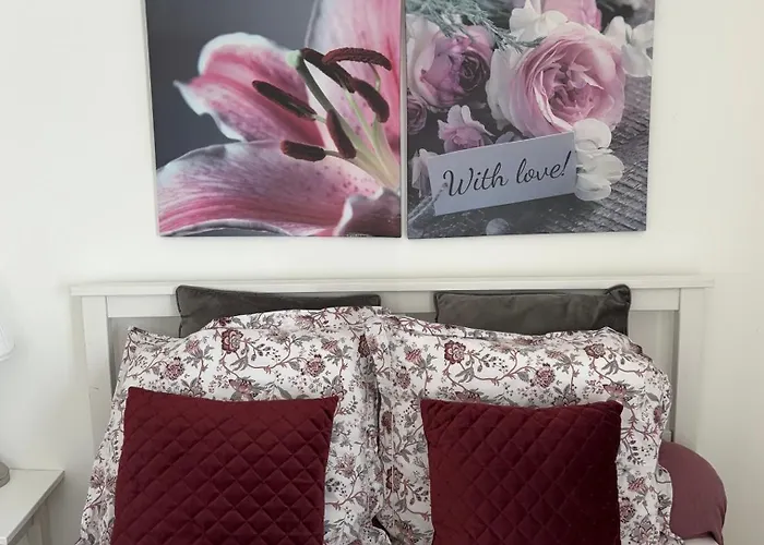 Holiday home Maison Des Larris - Proche Aeroport - Navette Gare Beauvais