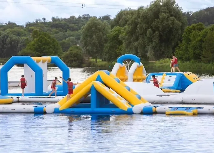 Holiday home Maison Des Larris - Proche Aeroport - Navette Gare *