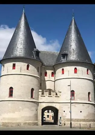Maison Des Larris - Proche Aeroport - Navette Gare Holiday home Beauvais